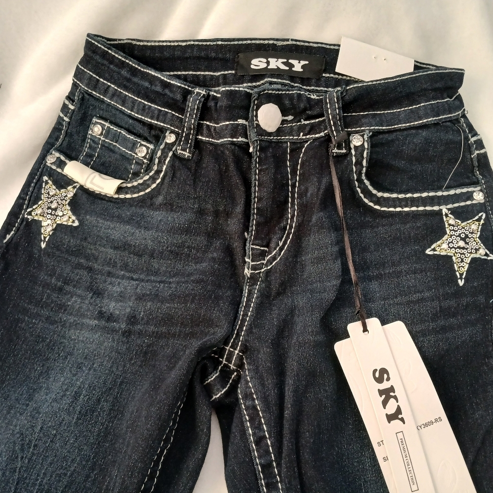 Sky Dark Blue Low Rise Flared Jeans Embroidered Star Accent Juniors Size 7/8 - Picture 5 of 12